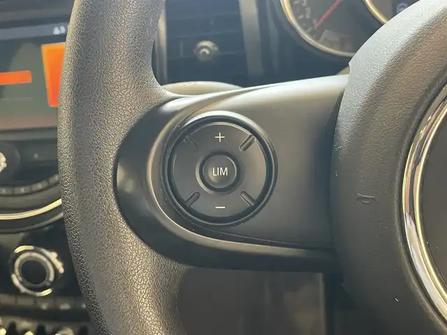 ＭＩＮＩ ミニ ワン 熊本県 2021(令3)年 2.9万km ペッパー・ホワイト ・ワンオーナー/・スマートキー/・プッシュスタート/・インテリジェントセーフティ/・PDC自動起動/・パーキングアシスト/・純正HDDナビ/　【Bluetooth・USB・MSV】/・バックカメラ/・LEDヘッドライト/・LEDフォグライト/・UKテール/・保証書/取説