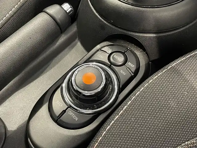 ＭＩＮＩ ミニ ワン 熊本県 2021(令3)年 2.9万km ペッパー・ホワイト ・ワンオーナー/・スマートキー/・プッシュスタート/・インテリジェントセーフティ/・PDC自動起動/・パーキングアシスト/・純正HDDナビ/　【Bluetooth・USB・MSV】/・バックカメラ/・LEDヘッドライト/・LEDフォグライト/・UKテール/・保証書/取説