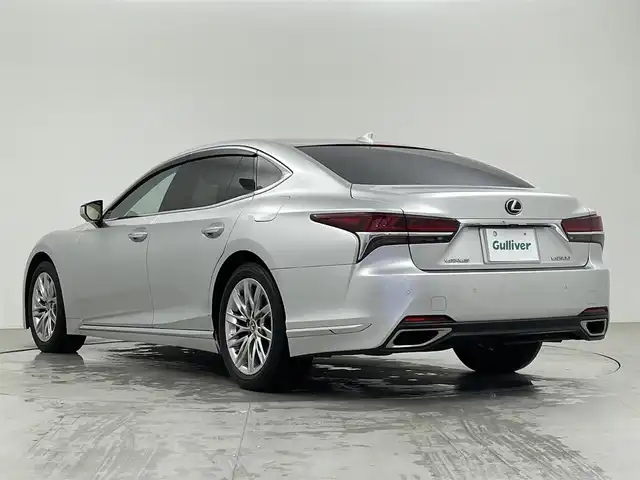 レクサス ＬＳ 500 Iパッケージ 千葉県 2019(令1)年 7.5万km ソニックシルバー 純正ナビ/・Bluetooth/CD/DVD/Miracast/・アラウンドビューカメラ/・フルセグTV/レーダークルーズコントロール/・衝突被害軽減ブレーキ/・レーンキープ/・ソナーセンサー/スマートキー