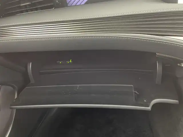 レクサス ＬＳ 500 Iパッケージ 千葉県 2019(令1)年 7.5万km ソニックシルバー 純正ナビ/・Bluetooth/CD/DVD/Miracast/・アラウンドビューカメラ/・フルセグTV/レーダークルーズコントロール/・衝突被害軽減ブレーキ/・レーンキープ/・ソナーセンサー/スマートキー