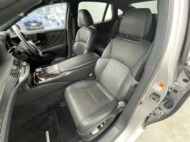 レクサス ＬＳ 500 Iパッケージ 千葉県 2019(令1)年 7.5万km ソニックシルバー 純正ナビ/・Bluetooth/CD/DVD/Miracast/・アラウンドビューカメラ/・フルセグTV/レーダークルーズコントロール/・衝突被害軽減ブレーキ/・レーンキープ/・ソナーセンサー/スマートキー
