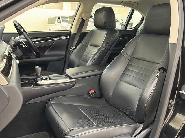 レクサス ＧＳ 350 バージョンL 道央・札幌 2018(平30)年 10.8万km グラファイトブラックガラスフレーク /4WD//サンルーフ//純正ナビ:/(AM/FM/TV/BT/DVD/CD)//追従式クルーズコントロール//パドルシフト//左右独立エアコン//全席シートヒーター//ベンチレーション//レーンキープアシスト//衝突被害軽減システム//シートメモリー//ヘッドライトウォッシャー//フォグランプ//前後コーナーセンサー//エンジンプッシュスタート//スペアキー１本//電動リアゲート