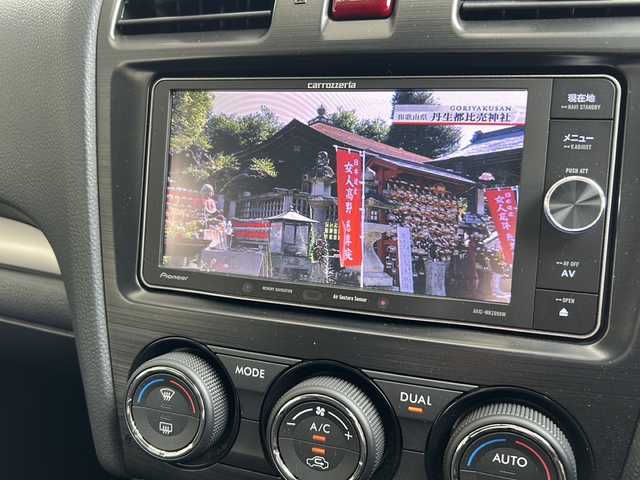 スバル インプレッサ スポーツ 2．0i アイサイト 埼玉県 2014(平26)年 0.9万km シルバー ワンオーナー/登録時走行8675キロ/4WD/アイサイト/衝突軽減ブレーキ/レーンキープ アシスト/マルチファンクションディスプレイ/ナビ/CD/DVD/Bluetooth/フルセグTV/バックカメラ/ウインカードアミラー/純正16インチアルミ/アイドリングストップ/クルーズコントロール/FRコーナーセンサー/パドルシフト/オートエアコン/ドレイブレコーダー/ETC/フロアマット/ドアバイザー/新車保証書/取扱説明書