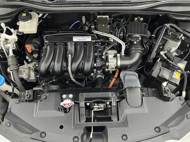 ホンダ ヴェゼル ハイブリッド Z ホンダセンシング 宮城県 2020(令2)年 5.1万km クリスタルブラックパール Honda SENSING	/・衝突軽減ブレーキ	/・アダプティブクルーズコントロール/・車線維持支援システム/・オートハイビーム	/純正7型ナビ/・BT.CD.DVD.SD.USB/フルセグTV/バックカメラ/ドライブレコーダー（F）/ビルトインETC/前席シートヒーター/パドルシフト/横滑り防止装置/アイドリングストップ/LEDヘッドライト/LEDフォグランプ/ステアリングスイッチ/プッシュスタート/スマートキー/純正17inAW/純正フロアマット