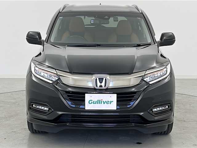 ホンダ ヴェゼル ハイブリッド Z ホンダセンシング 宮城県 2020(令2)年 5.1万km クリスタルブラックパール Honda SENSING	/・衝突軽減ブレーキ	/・アダプティブクルーズコントロール/・車線維持支援システム/・オートハイビーム	/純正7型ナビ/・BT.CD.DVD.SD.USB/フルセグTV/バックカメラ/ドライブレコーダー（F）/ビルトインETC/前席シートヒーター/パドルシフト/横滑り防止装置/アイドリングストップ/LEDヘッドライト/LEDフォグランプ/ステアリングスイッチ/プッシュスタート/スマートキー/純正17inAW/純正フロアマット