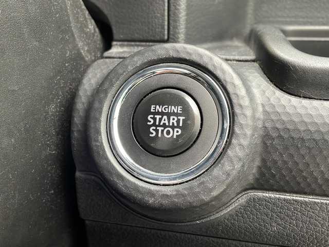スズキ クロスビー HYBRID MZ 長野県 2020(令2)年 4.2万km キャラバンアイボリーパールメタリック/ブラック 2トーンルーフ 純正Panasonic製SDナビ（CN-RZ853）/FM・AM・DVD・CD・フルセグTV・USB/Bluetooth Audio/アラウンドビューモニター/バックカメラ/衝突被害軽減ブレーキ/クルーズコントロール/前席シートヒーター/革巻きステアリング/アイドリングストップ/コーナーセンサー/純正フロアマット/パドルシフト/LEDヘッドライト/オートライト/フォグランプ/プッシュスタート/スマートキー/スペアキー/ドアバイザー/ETC