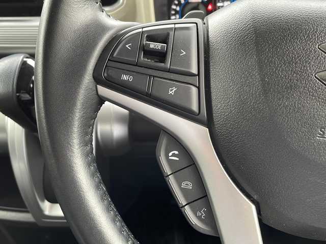スズキ クロスビー HYBRID MZ 長野県 2020(令2)年 4.2万km キャラバンアイボリーパールメタリック/ブラック 2トーンルーフ 純正Panasonic製SDナビ（CN-RZ853）/FM・AM・DVD・CD・フルセグTV・USB/Bluetooth Audio/アラウンドビューモニター/バックカメラ/衝突被害軽減ブレーキ/クルーズコントロール/前席シートヒーター/革巻きステアリング/アイドリングストップ/コーナーセンサー/純正フロアマット/パドルシフト/LEDヘッドライト/オートライト/フォグランプ/プッシュスタート/スマートキー/スペアキー/ドアバイザー/ETC