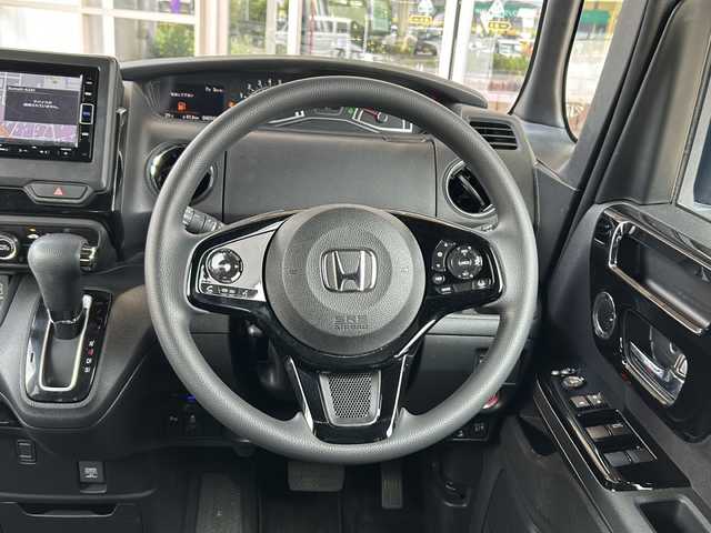 ホンダ Ｎ ＢＯＸ カスタム L 静岡県 2021(令3)年 4.1万km ミッドナイトブルービームM ホンダセンシング/・衝突軽減ブレーキ/・アクティブクルーズコントロール/・レーンキープアシスト/・ロードサインアシスト/純正ナビ/・フルセグTV/・CD/DVD/Bluetooth/ラジオ/主要装備/・片側パワースライドドア/・バックカメラ/・ステアリングスイッチ/・オートライト/・LEDヘッドライト/・ETC