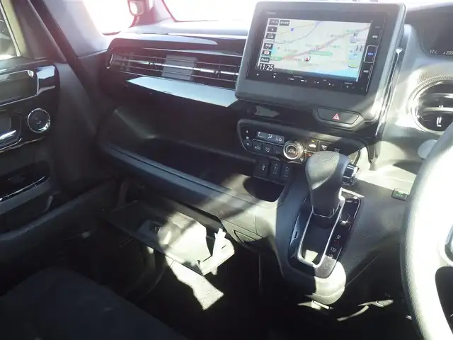 ホンダ Ｎ ＢＯＸ カスタム L 千葉県 2021(令3)年 4.1万km ミッドナイトブルービームM ホンダセンシング/・衝突軽減ブレーキ（CMBS）/・車線維持支援システム（LKAS）/・アダプティブクルーズコントロール（ACC）/・後方誤発進抑制機能/・誤発進抑制機能/左パワースライドドア/右イージークローザードア/純正SDナビ/地デジTV/【DVD/CD再生機能　Bluetooth接続】/バックカメラ/ドライブレコーダー（前後撮影）/前席シートヒーター/ETC/LEDヘッドライト/フォグライト/ウインカーミラー/リアコーナーセンサー/純正14インチアルミホイル/サイド/カーテンエアバッグ/スマートキー