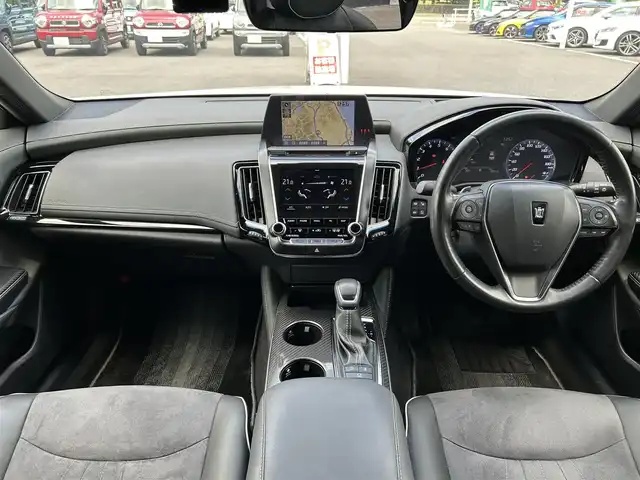 トヨタ クラウン RS アドバンス 栃木県 2019(平31)年 4.1万km ホワイトパールクリスタルシャイン トヨタセーフティセンス/純正ナビ/フルセグTV/DVD/Bluetooth/USB/パノラミックビューモニター/ビルトインETC/前後ドライブレコーダー/前席パワーシート/前席シートヒーター/レーダークルーズコントロール/プッシュスタート/ステアリングリモコン/LEDオートライト/LEDフォグランプ/純正18インチAW/アイドリングストップ/横滑り防止装置/シートメモリ/ハンドルヒーター/パドルシフト/電動格納ミラー/ドアバイザー
