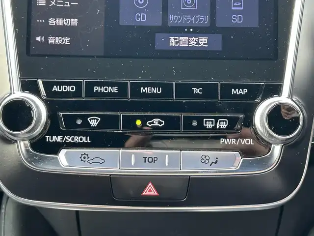 トヨタ クラウン RS アドバンス 栃木県 2019(平31)年 4.1万km ホワイトパールクリスタルシャイン トヨタセーフティセンス/純正ナビ/フルセグTV/DVD/Bluetooth/USB/パノラミックビューモニター/ビルトインETC/前後ドライブレコーダー/前席パワーシート/前席シートヒーター/レーダークルーズコントロール/プッシュスタート/ステアリングリモコン/LEDオートライト/LEDフォグランプ/純正18インチAW/アイドリングストップ/横滑り防止装置/シートメモリ/ハンドルヒーター/パドルシフト/電動格納ミラー/ドアバイザー
