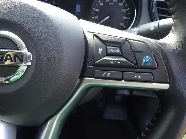 日産 エクストレイル 20Xi 千葉県 2020(令2)年 4.7万km ダイヤモンドブラック エマージェンシーブレーキ/プロパイロット/インテリジェントクルーズコントロール/インテリジェントルームミラー/パワーバックドア/9インチ純正SDナビ/地デジTV/【BD/DVD/CD再生機能　Bluetooth接続】/アラウンドビューモニター/ドライブレコーダー/各席シートヒーター/革巻きステアリング/ステアリングスイッチ/ETC/LEDヘッドライト/フォグライト/ウインカーミラー/コーナーセンサー/純正18インチアルミホイル/インテリジェントキー