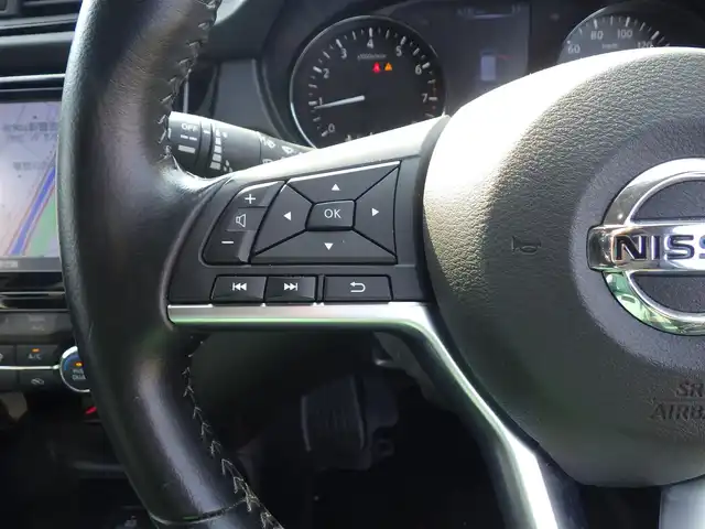日産 エクストレイル 20Xi 千葉県 2020(令2)年 4.7万km ダイヤモンドブラック エマージェンシーブレーキ/プロパイロット/インテリジェントクルーズコントロール/インテリジェントルームミラー/パワーバックドア/9インチ純正SDナビ/地デジTV/【BD/DVD/CD再生機能　Bluetooth接続】/アラウンドビューモニター/ドライブレコーダー/各席シートヒーター/革巻きステアリング/ステアリングスイッチ/ETC/LEDヘッドライト/フォグライト/ウインカーミラー/コーナーセンサー/純正18インチアルミホイル/インテリジェントキー