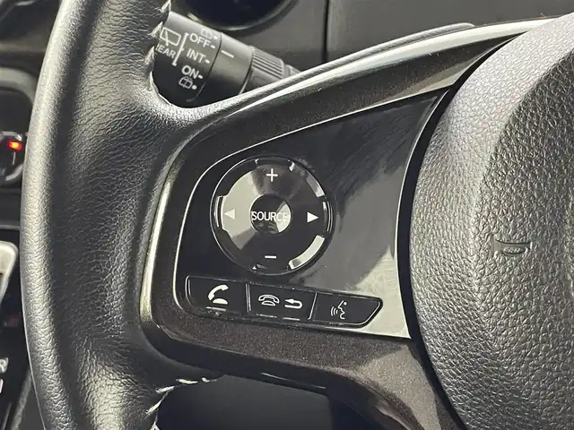 ホンダ Ｎ ＢＯＸ カスタム G L ターボ ホンダセンシング 道央・札幌 2019(令1)年 4.4万km クリスタルブラックパール ・４WD/・Gathersナビゲーション（VXM-240VFi）/　CD/DVD/フルセグ/SD/USB/BT/iPod/・ビルトインETC/・バックカメラ/・純正前方録画ドライブレコーダー/・両側パワースライドドア/・ホンダセンシング/・レーダークルーズコントロール/・レーンキープアシスト/・横滑り防止装置/・衝突軽減ブレーキ/・先行車発進通知/・ロードサインアシスト/・ハーフレザーシート/・前席シートヒーター/・純正フロアマット/・LEDヘッドライト/・オートライト/・スマートキー/・プッシュスタート/・純正AW15インチ/・MTモード付AT/・後方パーキングソナー/・革巻きステアリング/・スイテアリングスイッチ/・フロントフォグライト/・ドアバイザー/・チップアップシーート