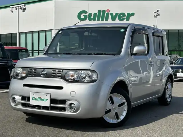 日産 キューブ 15X Vセレクション 愛媛県 2017(平29)年 4万km ブリリアントシルバー 登録時走行距離:39519km/純正フロアマット/ベンチシート/純正FM/AM/AUX/CDプレーヤー/AＡＣ/キセノンヘッドライト/フォグランプ/アイドリングストップ/横滑り防止装置/ABS/パワステ/パワーウィンドウ/エアバッグ/スマートキー/スペアキー