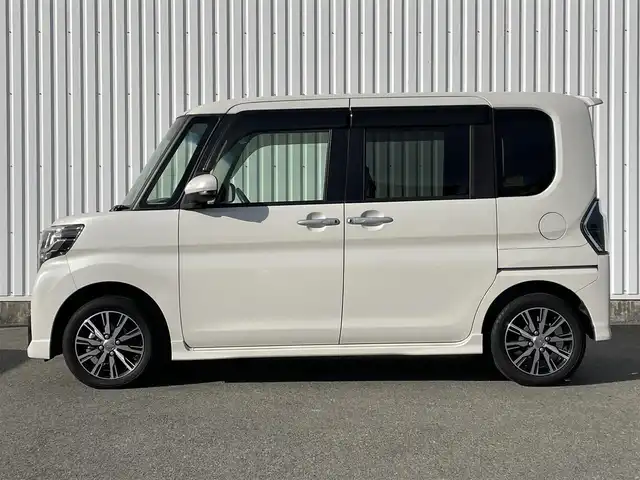 ダイハツ タント カスタム X トップED SA Ⅲ 福岡県 2018(平30)年 5万km パールホワイトⅢ スマートアシスト/衝突軽減/レーンアシスト/コーナーセンサー/社外ナビ（ＣＮ－ＲＡ０５ＷＤ）/フルセグTV/CD/DVD/BT/SD/AM/FM/バックカメラ/左パワースライドドア/D席シートヒーター/ＬＥＤオートライト/オートハイビーム/フォグランプ/アイドリングストップ/ハンドルリモコン/純正１４アルミ/ETC/電格ミラー/ロールサンシェード