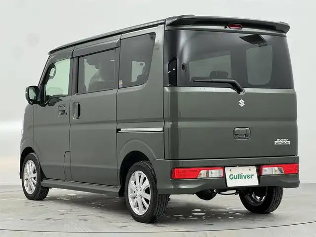 スズキ エブリィ ワゴン PZターボ 熊本県 2025(令7)年 0.3万km クールカーキPM 純正SDナビ/バックカメラ/スズキセーフティサポート/片側パワースライドドア/アイドリングストップ/USB充電ソケット/D席シートヒーター/LEDヘッドライト/オートライト/レベライザー/スマートキー/スペアキー/プッシュスタート