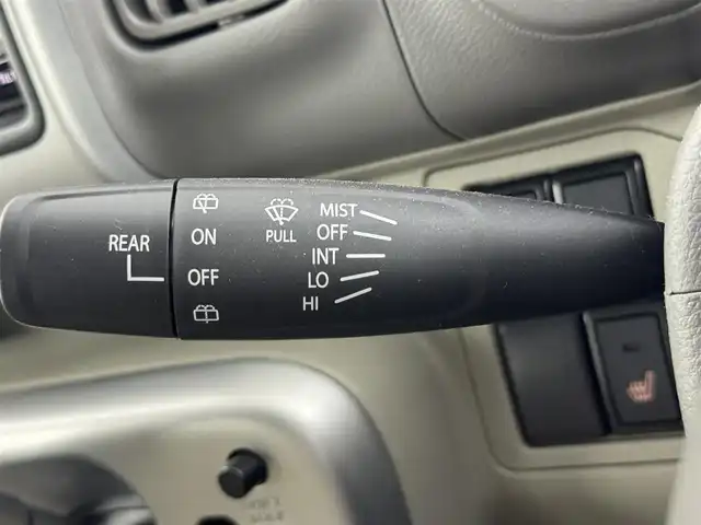 スズキ エブリィ ワゴン PZターボ 熊本県 2025(令7)年 0.3万km クールカーキPM 純正SDナビ/バックカメラ/スズキセーフティサポート/片側パワースライドドア/アイドリングストップ/USB充電ソケット/D席シートヒーター/LEDヘッドライト/オートライト/レベライザー/スマートキー/スペアキー/プッシュスタート