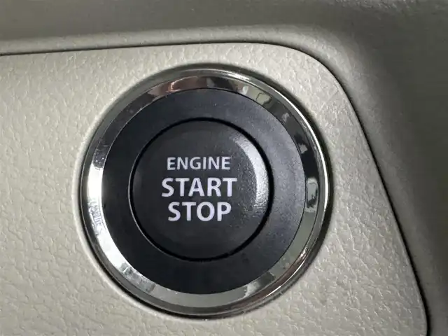 スズキ エブリィ ワゴン PZターボ 熊本県 2025(令7)年 0.3万km クールカーキPM 純正SDナビ/バックカメラ/スズキセーフティサポート/片側パワースライドドア/アイドリングストップ/USB充電ソケット/D席シートヒーター/LEDヘッドライト/オートライト/レベライザー/スマートキー/スペアキー/プッシュスタート