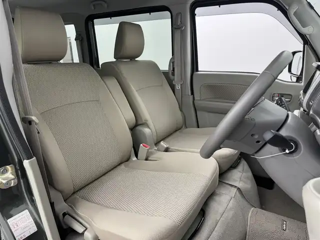 スズキ エブリィ ワゴン PZターボ 熊本県 2025(令7)年 0.3万km クールカーキPM 純正SDナビ/バックカメラ/スズキセーフティサポート/片側パワースライドドア/アイドリングストップ/USB充電ソケット/D席シートヒーター/LEDヘッドライト/オートライト/レベライザー/スマートキー/スペアキー/プッシュスタート