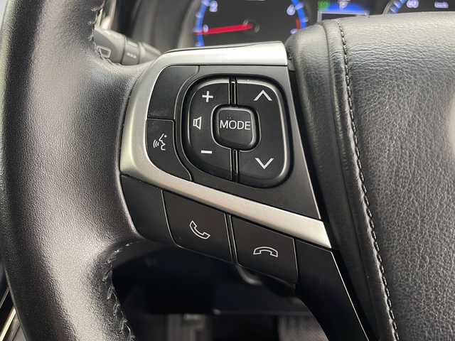 トヨタ ハリアー エレガンス 千葉県 2016(平28)年 4.9万km ホワイトパールクリスタルシャイン モデリスタ/電動サンルーフ/ハーフレザーシート/本革ステアリング/ステアリングリモコン/社外９インチナビ/Bluetooth/CD/DVD/社外リアモニター/前後ドライブレコーダー/クルーズコントロール/ドライブレコーダー/Bカメラ/電動リアゲート/運転席パワーシート/衝突被害軽減システム/純正アルミホイール/ウィンカーミラー/ダブルゾーンコミュニケーション