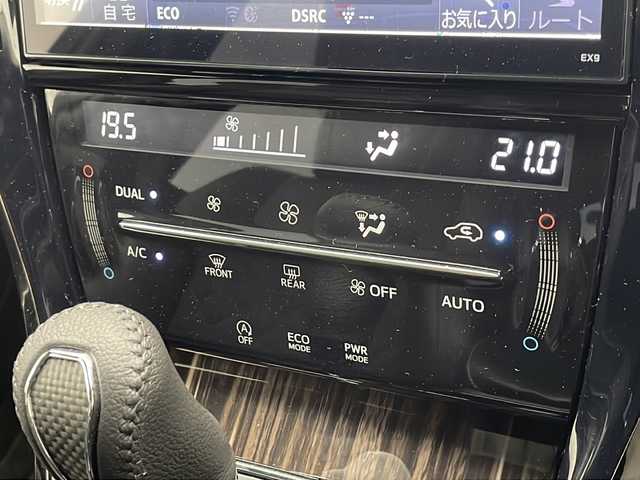 トヨタ ハリアー エレガンス 千葉県 2016(平28)年 4.9万km ホワイトパールクリスタルシャイン モデリスタ/電動サンルーフ/ハーフレザーシート/本革ステアリング/ステアリングリモコン/社外９インチナビ/Bluetooth/CD/DVD/社外リアモニター/前後ドライブレコーダー/クルーズコントロール/ドライブレコーダー/Bカメラ/電動リアゲート/運転席パワーシート/衝突被害軽減システム/純正アルミホイール/ウィンカーミラー/ダブルゾーンコミュニケーション