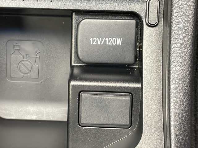 トヨタ ハリアー エレガンス 千葉県 2016(平28)年 4.9万km ホワイトパールクリスタルシャイン モデリスタ/電動サンルーフ/ハーフレザーシート/本革ステアリング/ステアリングリモコン/社外９インチナビ/Bluetooth/CD/DVD/社外リアモニター/前後ドライブレコーダー/クルーズコントロール/ドライブレコーダー/Bカメラ/電動リアゲート/運転席パワーシート/衝突被害軽減システム/純正アルミホイール/ウィンカーミラー/ダブルゾーンコミュニケーション