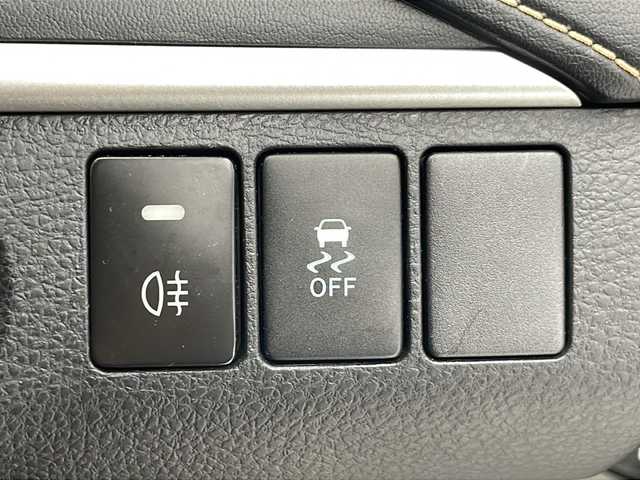 トヨタ ハリアー エレガンス 千葉県 2016(平28)年 4.9万km ホワイトパールクリスタルシャイン モデリスタ/電動サンルーフ/ハーフレザーシート/本革ステアリング/ステアリングリモコン/社外９インチナビ/Bluetooth/CD/DVD/社外リアモニター/前後ドライブレコーダー/クルーズコントロール/ドライブレコーダー/Bカメラ/電動リアゲート/運転席パワーシート/衝突被害軽減システム/純正アルミホイール/ウィンカーミラー/ダブルゾーンコミュニケーション