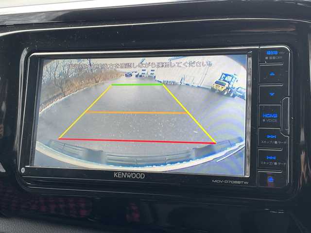 トヨタ ハイラックス Z 青森県 2020(令2)年 3万km スーパーホワイトⅡ ・フルセグ/ナビ/CD/DVD/FM・AM/BT/・ETC2.0/・コーナーセンサー（前後）/・デフロック/・レーンアシスト/・横滑り防止/・クルーズコントロール（追従有り）/・パーキングアシスト/・純正アルミホイール/・バックカメラ/・４WD/・プッシュスタート