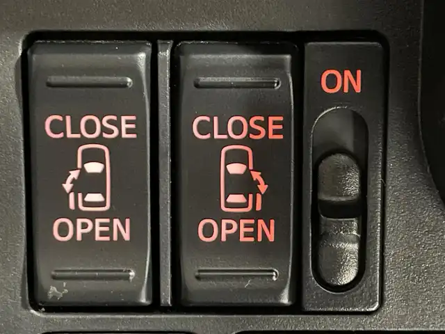 トヨタ ルーミー カスタムG－T 大阪府 2019(令1)年 3.4万km パールホワイトⅢ モデリスタエアロ 純正9incナビTV バックカメラ 両側パワースライドドア クルーズコントロール 衝突軽減ブレーキ レーンアシスト スマートキー プッシュスタート アイドリングストップ オートライト ETC