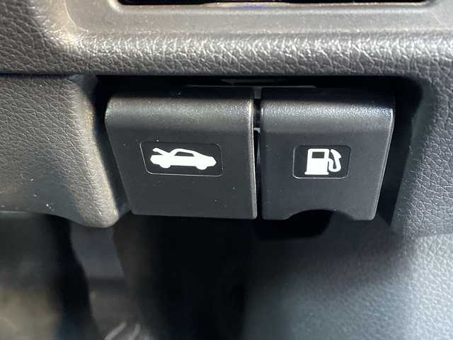 日産 エクストレイル 20X エマージェンシーブレーキ 群馬県 2017(平29)年 7.4万km ダイヤモンドブラック 4WD/純正ナビ(MM316D-W)/CD・DVD・SD/Bluetooth・フルセグ/バックカメラ/ビルトインETC/前席シートヒーター/横滑り防止装置/レーンキープアシスト/衝突軽減ブレーキ/アイドリングストップ/純正アルミホイール/純正フロアマット/LEDヘッドライト/取説・保証書/スマートキー×2