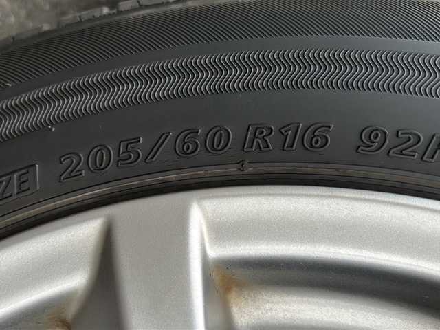 マツダ アクセラ 15S 青森県 2014(平26)年 7.7万km スノーフレイクホワイトパールマイカ ワンオーナー/純正SDナビ/フルセグTV/CD/DVD/BT/USB/AUX/バックカメラ/セーフティクルーズパッケージ/衝突軽減ブレーキ/クルーズコントロール/前後コーナーセンサー/リアビークルモニタリング/ETC/HIDヘッドライト/フォグライト/純正16インチアルミ夏タイヤ/社外16インチアルミスタッドレスタイヤ積込