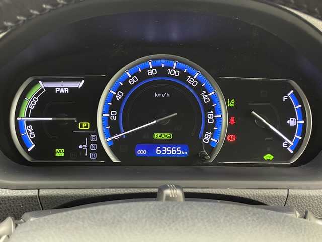 トヨタ ノア ハイブリッド G 千葉県 2017(平29)年 6.4万km ホワイトパールクリスタルシャイン ・両側パワースライドドア/・純正フリップダウンモニター/・純正ナビ（DVD/TV/SD/BT）/・フルセグテレビ/・バックカメラ/・ステアリングスイッチ/・クルーズコントロール/・革巻きステアリング/・衝突被害軽減システム/・レーンアシスト/・横滑り防止装置/・ETC2.0/・360度ドライブレコーダー/・シートヒーター（前席）/・プッシュスタート/・スマートキー/・EVモード/・ECOモード/・電動格納ミラー/・オートライト/・LEDヘッドライト/・フォグライト/・純正R15アルミホイール/・純正フロアマット/・保証書/・取説