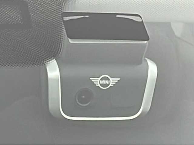 ＭＩＮＩ ＢＭＷ ミニ クロスオーバー クーパー SD オール4 新潟県 2021(令3)年 0.3万km セージグリーンメタリック 衝突被害被害軽減ブレーキ/純正ナビ/　　AM/FM/フルセグ/BT/バックモニター/パワーバックドア/アダプティブクルーズコントロール/HIDオートライト/ハーフレザーシート/純正17インチアルミホイール付/アイドリングストップ/電動パーキングブレーキ/オートブレーキホールド/純正前方ドライブレコーダー/USBポート/スペアキー/スマートキー/ETC2.0