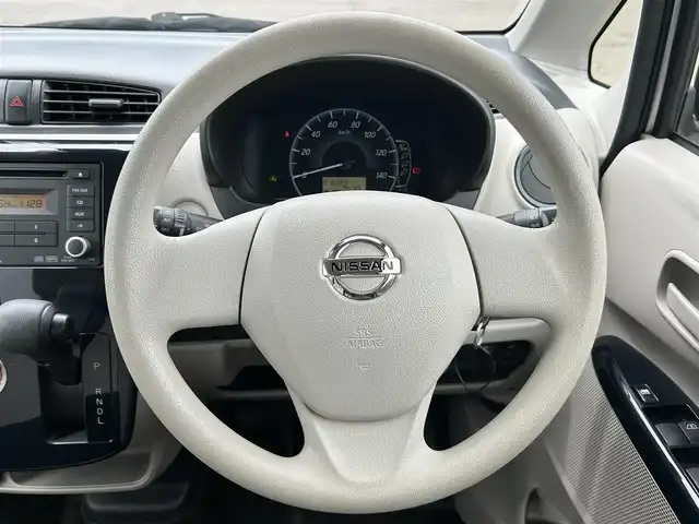 日産 デイズ S 道東・釧路十勝 2018(平30)年 1.9万km スターリングシルバーM ４WD/純正ミュージックサーバー/純正フロアマット/シートヒーター/アイドリングストップ/衝突被害軽減システム/取扱説明書/記録簿/保証書