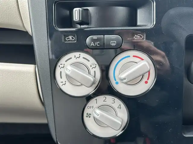 日産 デイズ S 道東・釧路十勝 2018(平30)年 1.9万km スターリングシルバーM ４WD/純正ミュージックサーバー/純正フロアマット/シートヒーター/アイドリングストップ/衝突被害軽減システム/取扱説明書/記録簿/保証書
