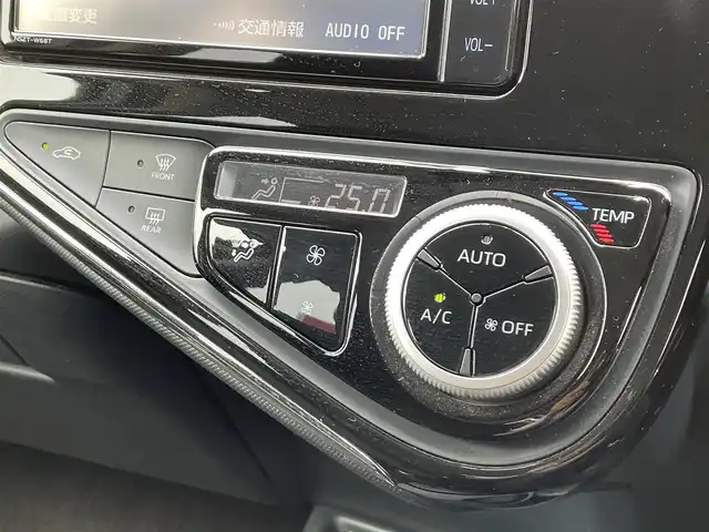 トヨタ アクア S スタイルブラック 千葉県 2020(令2)年 1.2万km ホワイトパールクリスタルシャイン トヨタセーフティセンス/・衝突軽減ブレーキ/・レーンキープアシスト/・オートハイビーム/・クリアランスソナー/純正メモリナビゲーション/（CD/DVD/SD/BT/フルセグTV）/バックカメラ/純正ドライブレコーダー/ビルトインETC/前席シートヒーター/LEDヘッドライト/フォグライト/オートライト/電格ミラー/純正フロアマット/純正ホイールキャップ
