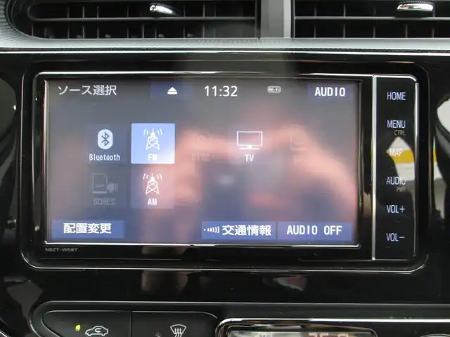 トヨタ アクア S スタイルブラック 千葉県 2020(令2)年 1.2万km ホワイトパールクリスタルシャイン トヨタセーフティセンス/ ・衝突軽減ブレーキ/ ・レーンキープアシスト/ ・オートハイビーム/ ・クリアランスソナー/純正メモリナビゲーション/（CD/DVD/SD/BT/フルセグTV）/バックカメラ/純正ドライブレコーダー/ビルトインETC/前席シートヒーター/LEDヘッドライト/フォグライト/オートライト/電格ミラー/純正フロアマット/純正ホイールキャップ