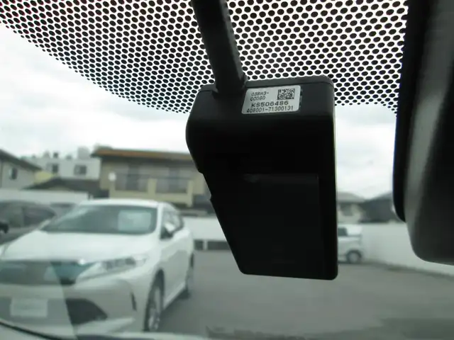 トヨタ アクア S スタイルブラック 千葉県 2020(令2)年 1.2万km ホワイトパールクリスタルシャイン トヨタセーフティセンス/ ・衝突軽減ブレーキ/ ・レーンキープアシスト/ ・オートハイビーム/ ・クリアランスソナー/純正メモリナビゲーション/（CD/DVD/SD/BT/フルセグTV）/バックカメラ/純正ドライブレコーダー/ビルトインETC/前席シートヒーター/LEDヘッドライト/フォグライト/オートライト/電格ミラー/純正フロアマット/純正ホイールキャップ