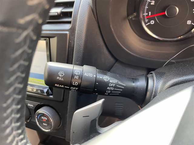 スバル フォレスター 2．0XT アイサイト 愛知県 2012(平24)年 12.3万km ダークグレーメタリック 社外ナビ（AM/FM/BT）/ハーフレザーシート/シートヒーター/パワーシート（D/N席）/前後ドライブレコーダー/純正18インチアルミホイール/ETC/パドルシフト/フォグランプ/取説/保証書/スペアキー