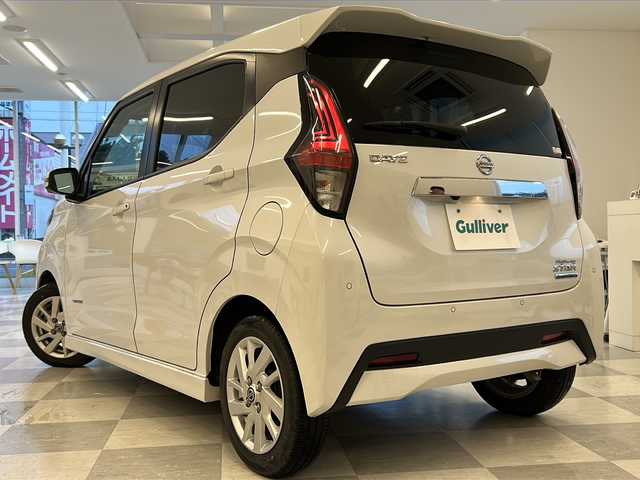 日産 デイズ HWS X プロパイロットED 岐阜県 2022(令4)年 6万km ホワイトパール 純正ナビゲーション/アラウンドビューモニター/バックモニター/Bluetooth/テレビ視聴/プロパイロット/クルーズコントロール/LEDヘッドライト/オートハイビーム/オートライト/プッシュスタート/スマートキー/スペアキー/ETC/クリアランスソナー/取扱説明書・記録簿