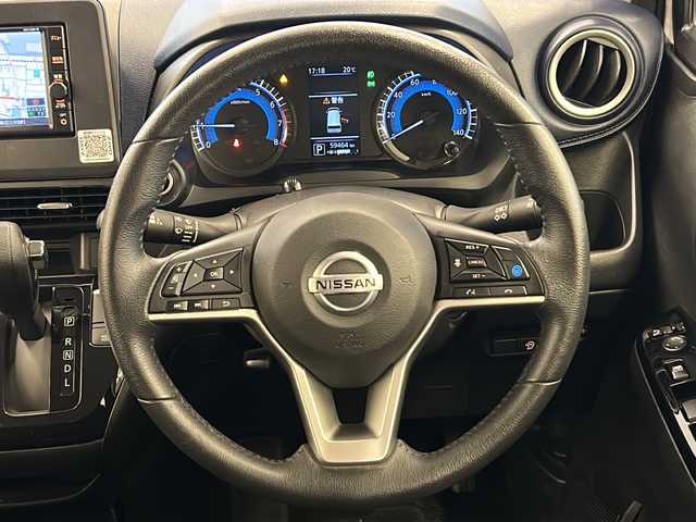 日産 デイズ HWS X プロパイロットED 岐阜県 2022(令4)年 6万km ホワイトパール 純正ナビゲーション/アラウンドビューモニター/バックモニター/Bluetooth/テレビ視聴/プロパイロット/クルーズコントロール/LEDヘッドライト/オートハイビーム/オートライト/プッシュスタート/スマートキー/スペアキー/ETC/クリアランスソナー/取扱説明書・記録簿
