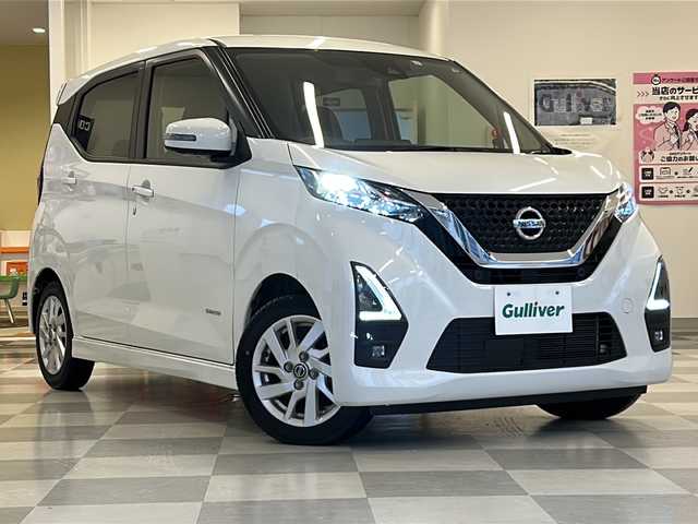 日産 デイズ HWS X プロパイロットED 岐阜県 2022(令4)年 6万km ホワイトパール 純正ナビゲーション/アラウンドビューモニター/バックモニター/Bluetooth/テレビ視聴/プロパイロット/クルーズコントロール/LEDヘッドライト/オートハイビーム/オートライト/プッシュスタート/スマートキー/スペアキー/ETC/クリアランスソナー/取扱説明書・記録簿