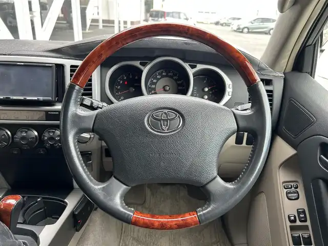 トヨタ ハイラックス サーフ SSR－X 静岡県 2003(平15)年 9.3万km ホワイトパールクリスタルシャイン 社外ナビ/・ワンセグTV/SD/バックカメラ/純正フロアマット/純正アルミホイール