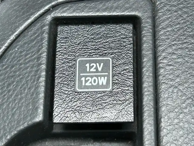 トヨタ ハイラックス サーフ SSR－X 静岡県 2003(平15)年 9.3万km ホワイトパールクリスタルシャイン 社外ナビ/・ワンセグTV/SD/バックカメラ/純正フロアマット/純正アルミホイール