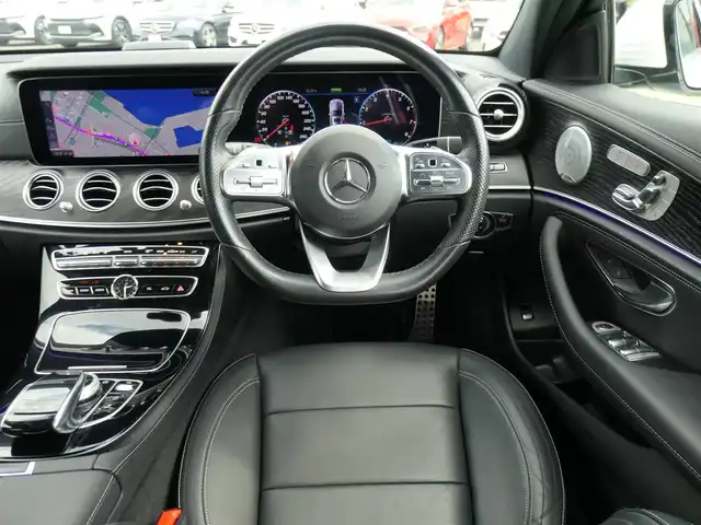 メルセデス・ベンツ Ｅ２００ SW アバンギャルド AMGライン 千葉県 2021(令3)年 3.6万km ポーラホワイト アクティブブレーキアシスト/ブラインドスポットアシスト/レーンチェンジアシスト/アテンションアシスト/ディストロニック/ブラックレザーシート/前席パワーシート/シートヒーター/パフュームアトマイザー/ブルメスター/純正HDDナビ/地デジTV/【Bluetooth接続】/バックカメラ/ドライブレコーダー（前後撮影）/革巻きステアリング/ステアリングスイッチ/パドルシフト/ETC（2.0）/LEDヘッドライト/フォグライト/ウインカーミラー/パークトロニック/純正19インチアルミホイル/サイド/カーテンエアバッグ/キーレスゴー