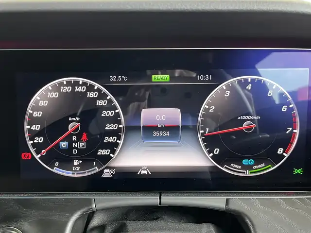 メルセデス・ベンツ Ｅ２００ SW アバンギャルド AMGライン 山形県 2021(令3)年 3.6万km ポーラホワイト アクティブブレーキアシスト/ブラインドスポットアシスト/レーンチェンジアシスト/アテンションアシスト/ディストロニック/ブラックレザーシート/前席パワーシート/シートヒーター/パフュームアトマイザー/ブルメスター/純正HDDナビ/地デジTV/【Bluetooth接続】/バックカメラ/ドライブレコーダー（前後撮影）/革巻きステアリング/ステアリングスイッチ/パドルシフト/ETC（2.0）/LEDヘッドライト/フォグライト/ウインカーミラー/パークトロニック/純正19インチアルミホイル/サイド/カーテンエアバッグ/キーレスゴー