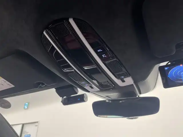 ポルシェ パナメーラ GTS 岡山県 2019(令1)年 4.7万km ヴァルカノグレーメタリック ＰＣＭ/スポーツクロノ/ＢＯＳＥサウンド/ＬＫＡ/ＬＣＡ/サラウンドアシスト/交通渋滞アシスト/パークアシスト/ＡＣＣ/走行モード/スポーツエグゾースト/電動リアスポイラー/アイドリングストップ/アップルカープレイ/レザーシート（ボルドー）/シートヒーター/エアシート/純正20インチアルミ/社外レーダー/社外ドラレコ
