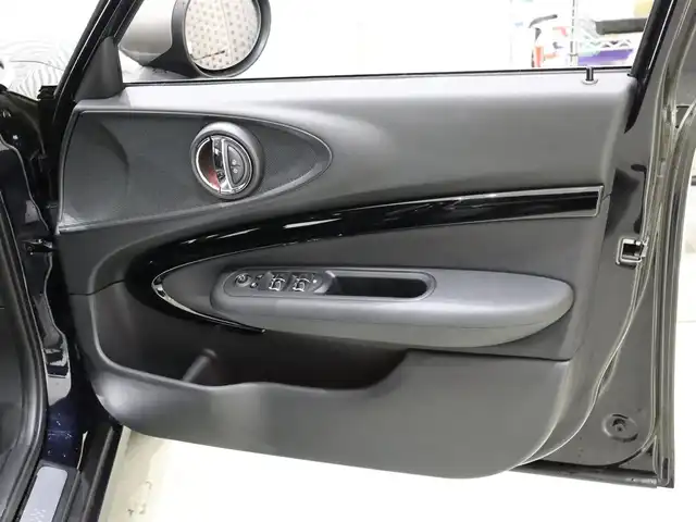 ＭＩＮＩ ＢＭＷ ミニ クラブマン クーパー S 静岡県 2020(令2)年 4.6万km MINI Yoursエニグマティックブラック 純正ナビ/バックカメラ/PDC/ACC/ユニオンジャック/18インチ純正マルチレイスポークAW/コンフォートパッケージ/ペッパーパッケージ/ユニオンジャック/LEDヘッドライト/スペアキー
