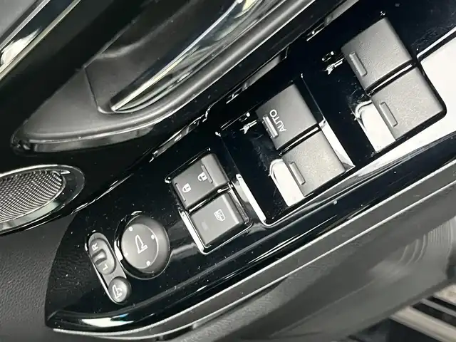 ホンダ Ｎ ＢＯＸ カスタム L ターボ 静岡県 2022(令4)年 1.5万km クリスタルブラックパール シーケンシャルウィンカー/クルーズコントロール/ワンオーナー/純正ナビ/(Bluetooth/iPad/USB/CD/DVD/フルセグ)/衝突被害軽減システム/両側パワースライドドア/スマートキー /LEDライト/ETC2.0/ドライブレコーダー /保証書/取扱説明書